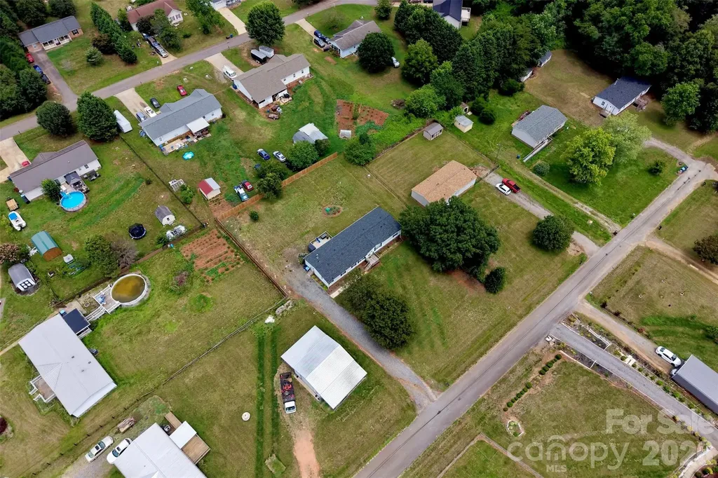 3642 Strollaway Lane Claremont NC 28610