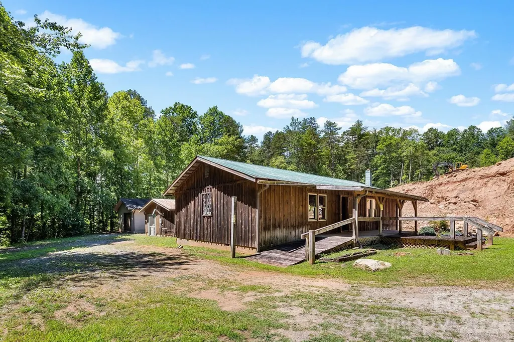 2080 Hendersonville Highway Pisgah Forest NC 28768