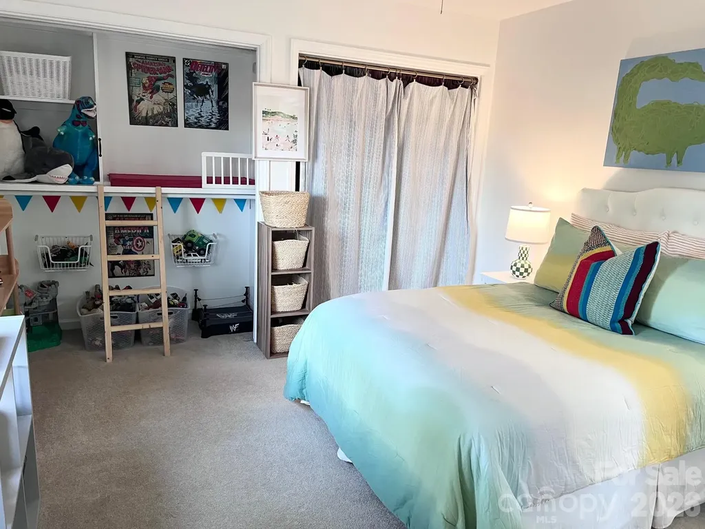 496 17th Avenue Drive NE Hickory NC 28601