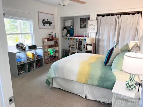 496 17th Avenue Drive NE Hickory NC 28601