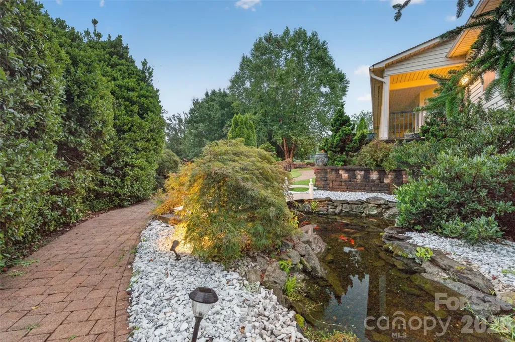 1117 Cedar Creek Drive Morganton NC 28655