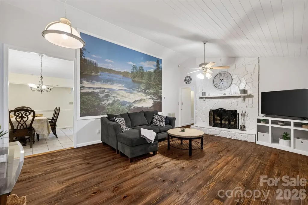 1117 Cedar Creek Drive Morganton NC 28655