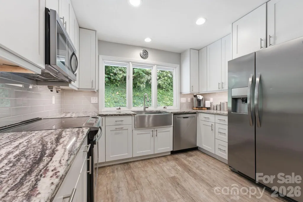 560 & 484 Winchester Creek Road Waynesville NC 28786