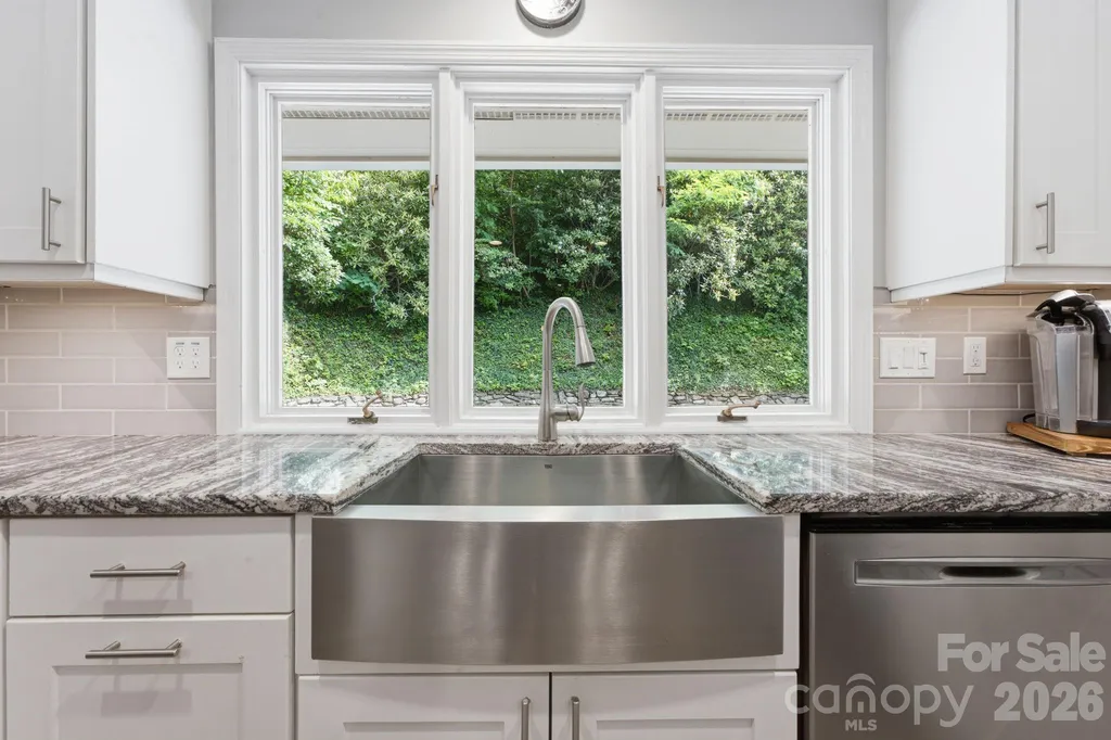 560 & 484 Winchester Creek Road Waynesville NC 28786