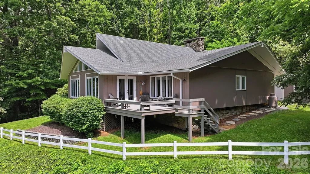 560 & 484 Winchester Creek Road Waynesville NC 28786