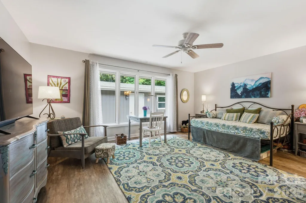 560 & 484 Winchester Creek Road Waynesville NC 28786