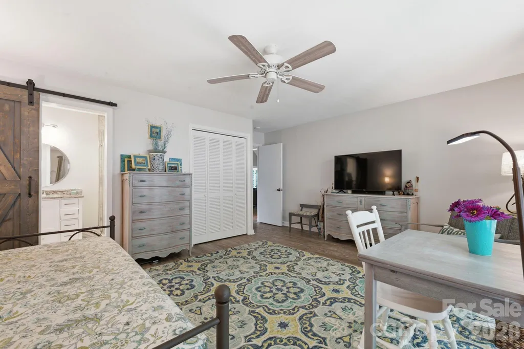 560 & 484 Winchester Creek Road Waynesville NC 28786
