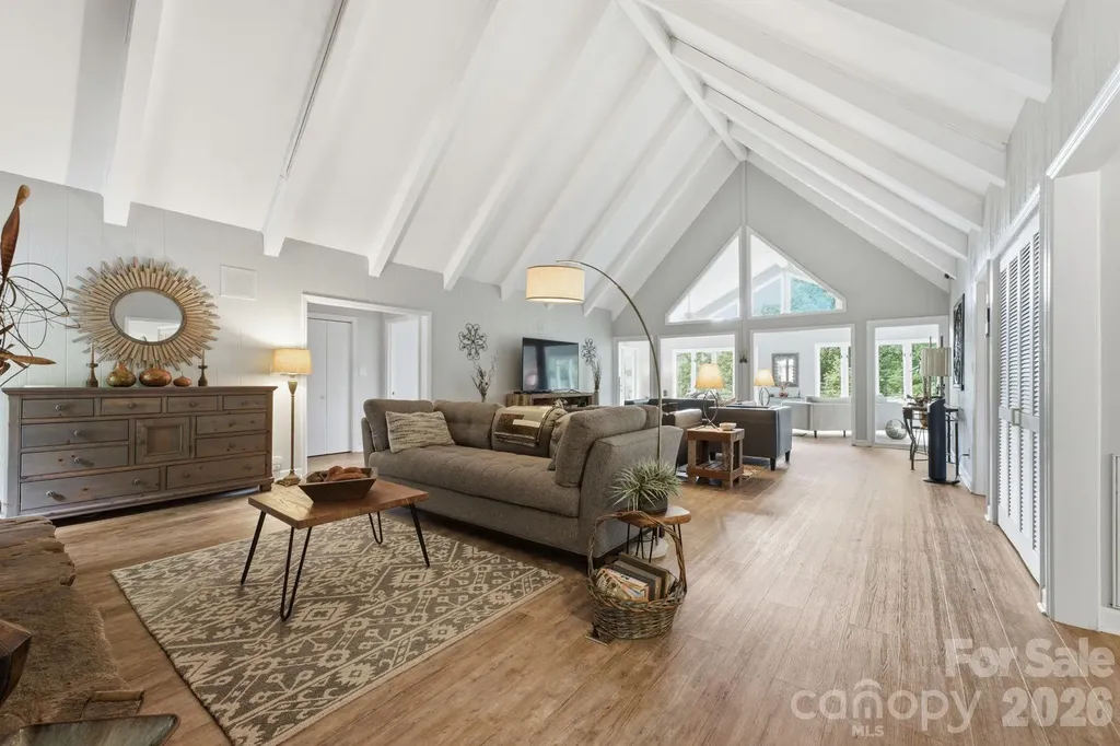 560 & 484 Winchester Creek Road Waynesville NC 28786