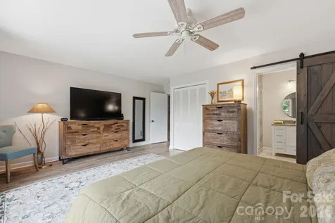 560 & 484 Winchester Creek Road Waynesville NC 28786