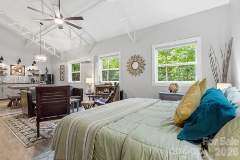 560 & 484 Winchester Creek Road Waynesville NC 28786