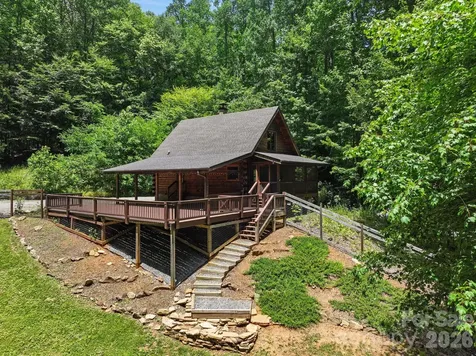89 Apgar Road Candler NC 28715