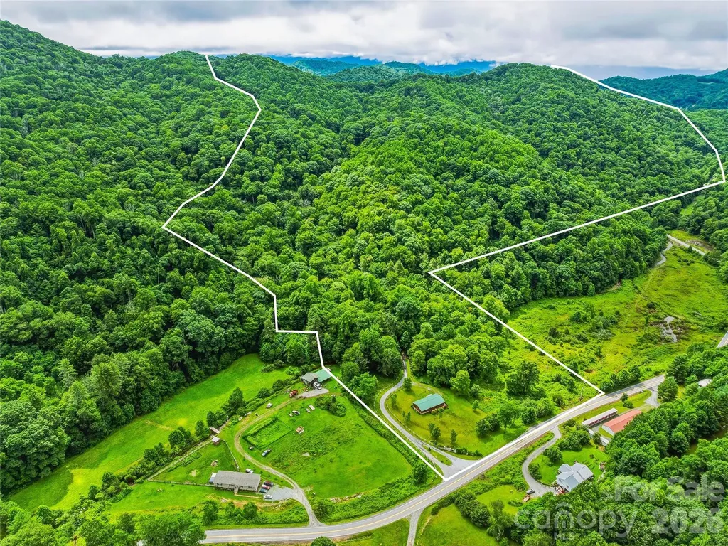 961 Wilson Branch Road Mars Hill NC 28754
