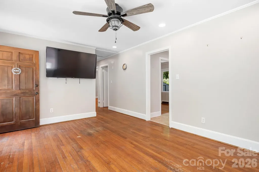 3960 Bristol Drive Charlotte NC 28208