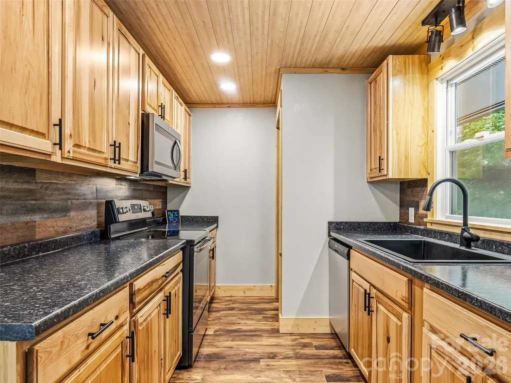 785 Pisgah Forest Drive Pisgah Forest NC 28768