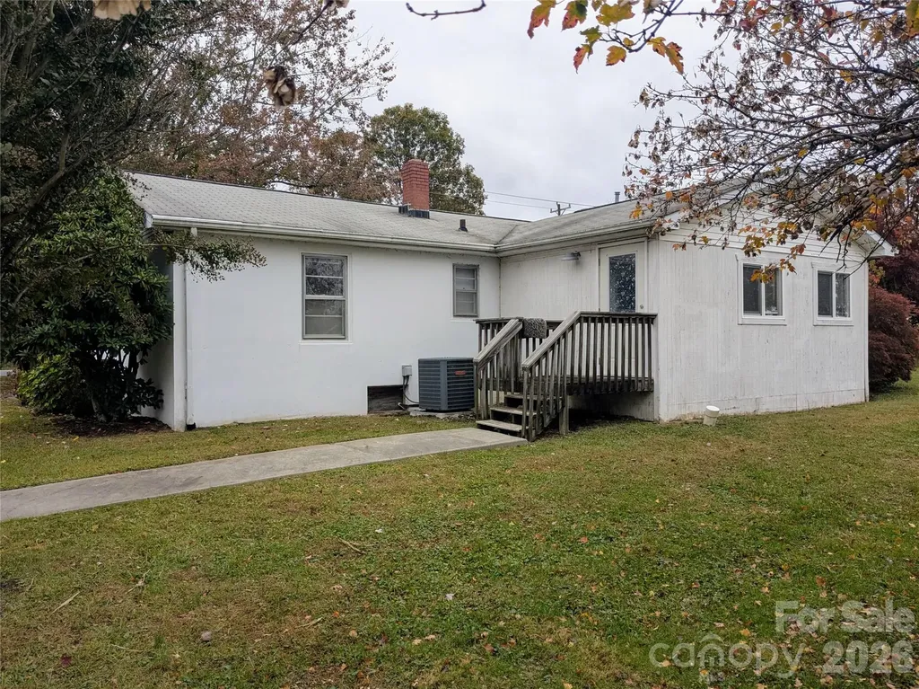 520 Dana Road Hendersonville NC 28792