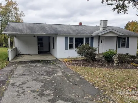 520 Dana Road Hendersonville NC 28792