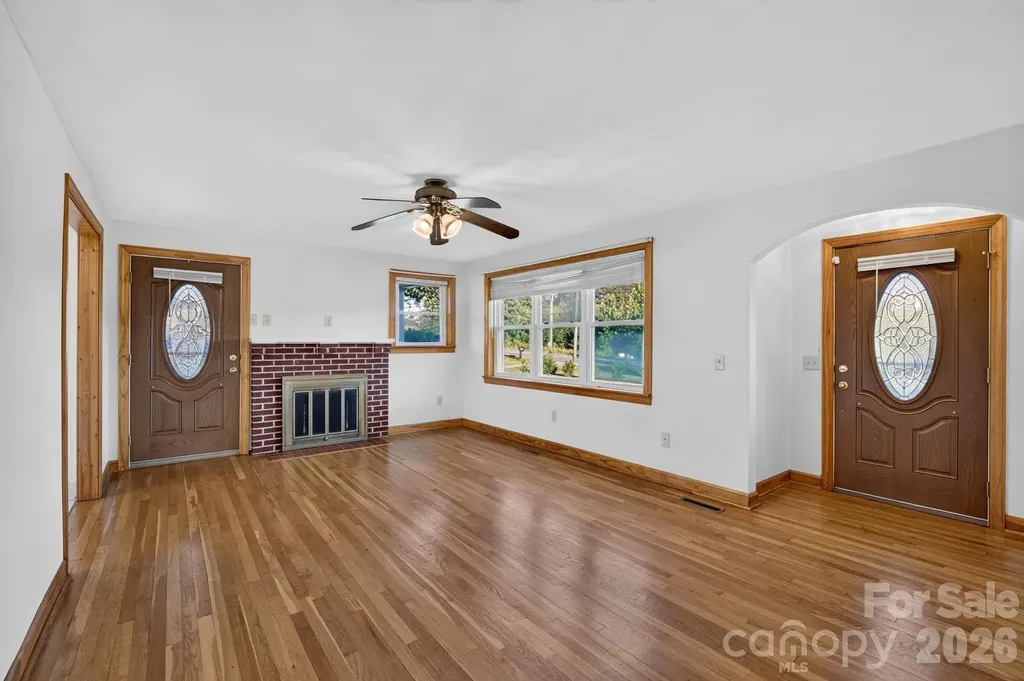 1532 Orchard Drive Lenoir NC 28645