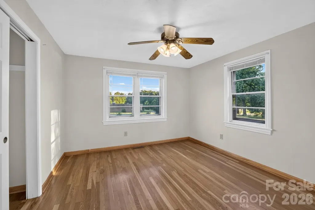 1532 Orchard Drive Lenoir NC 28645