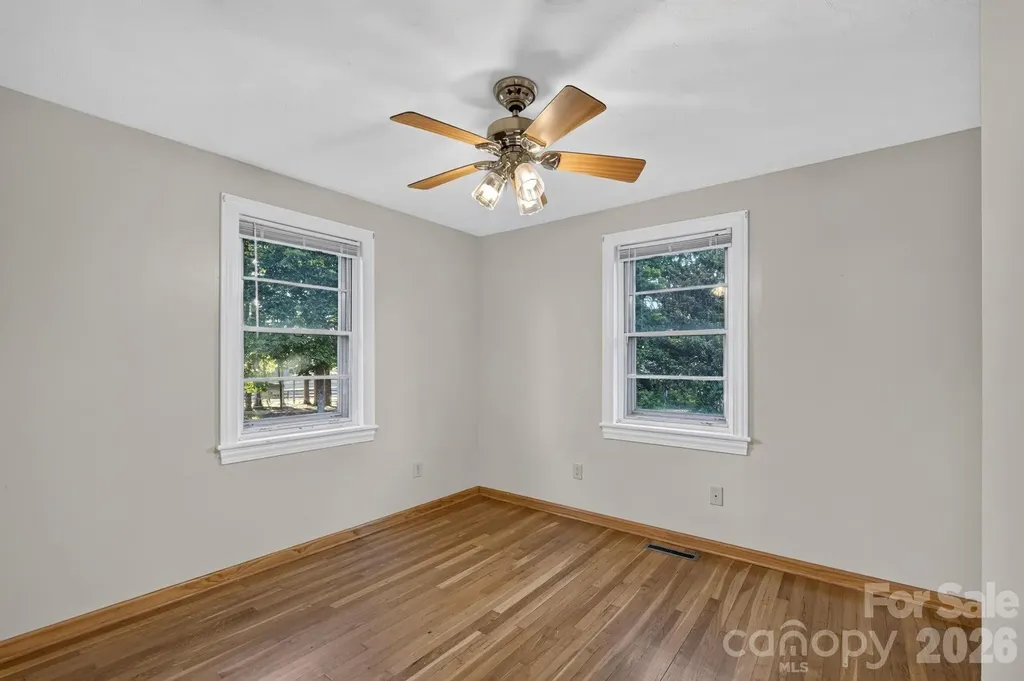 1532 Orchard Drive Lenoir NC 28645