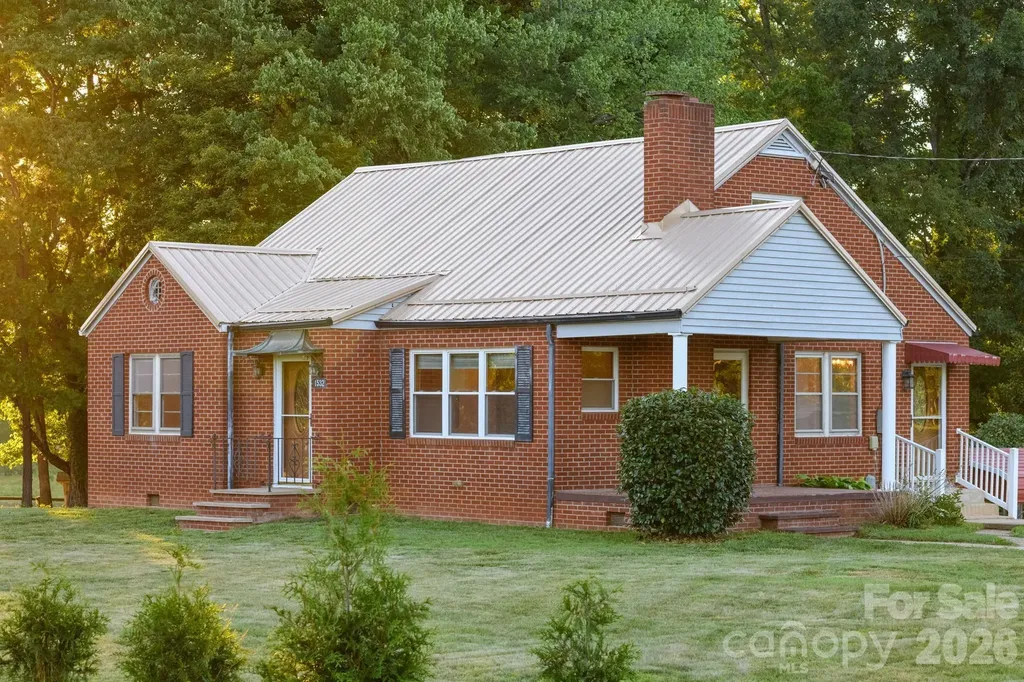 1532 Orchard Drive Lenoir NC 28645