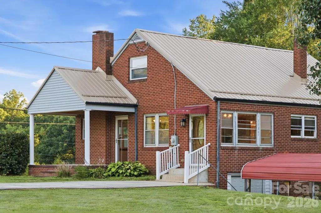 1532 Orchard Drive Lenoir NC 28645