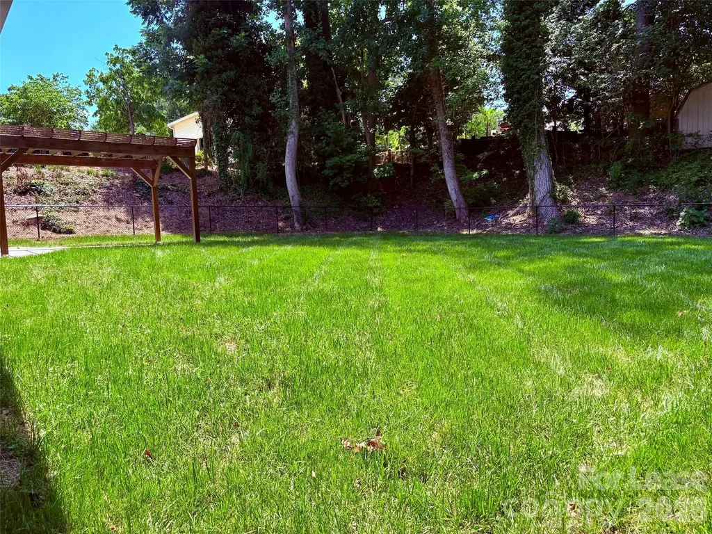 231 Oak Drive Lowell NC 28098