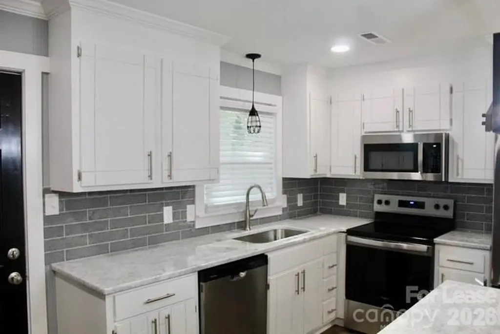 231 Oak Drive Lowell NC 28098