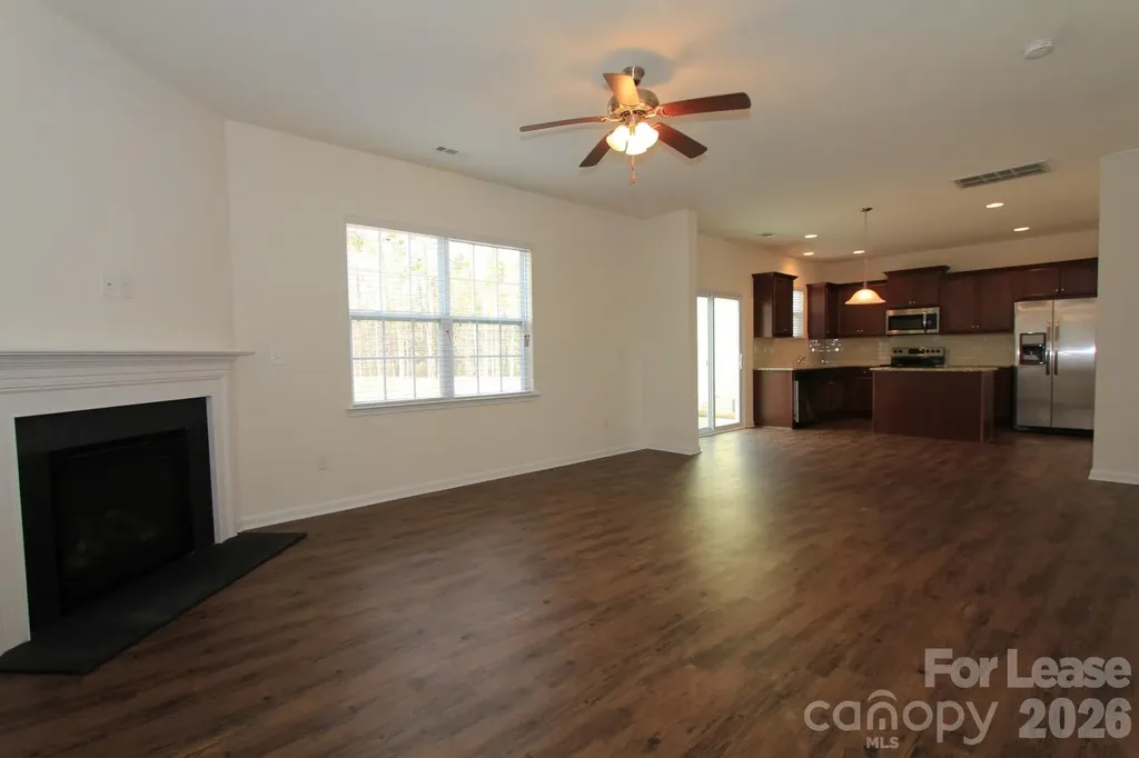 127 Queensway Lane Mooresville NC 28115