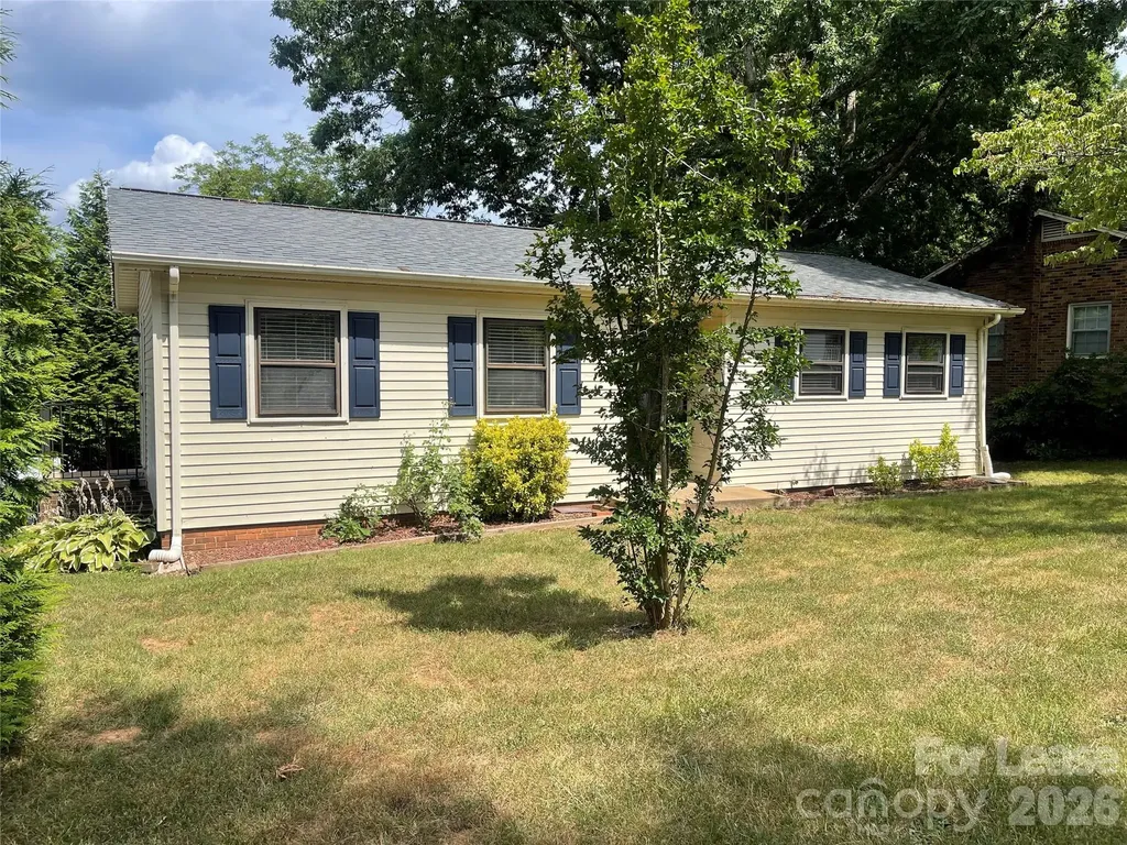 1238 12th Street NE Hickory NC 28601
