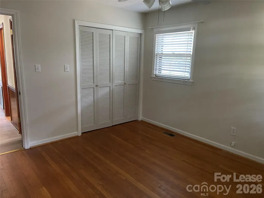 1238 12th Street NE Hickory NC 28601