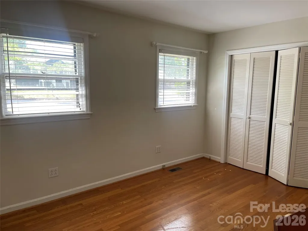 1238 12th Street NE Hickory NC 28601