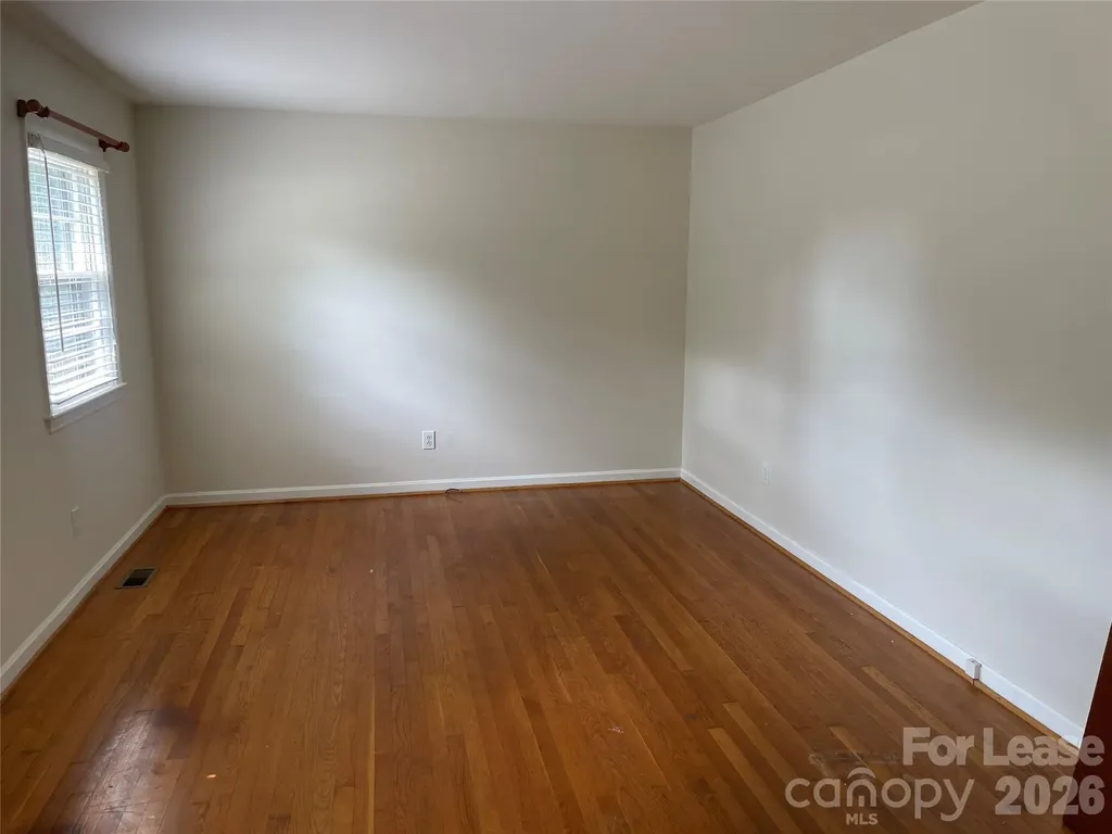 1238 12th Street NE Hickory NC 28601