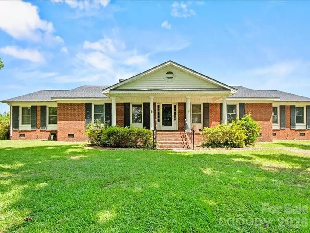 464 Lark Road Cheraw SC 29520