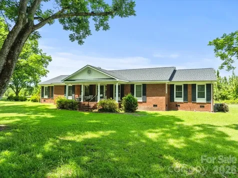 464 Lark Road Cheraw SC 29520