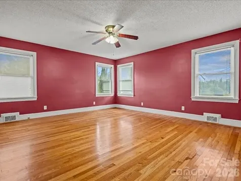 464 Lark Road Cheraw SC 29520