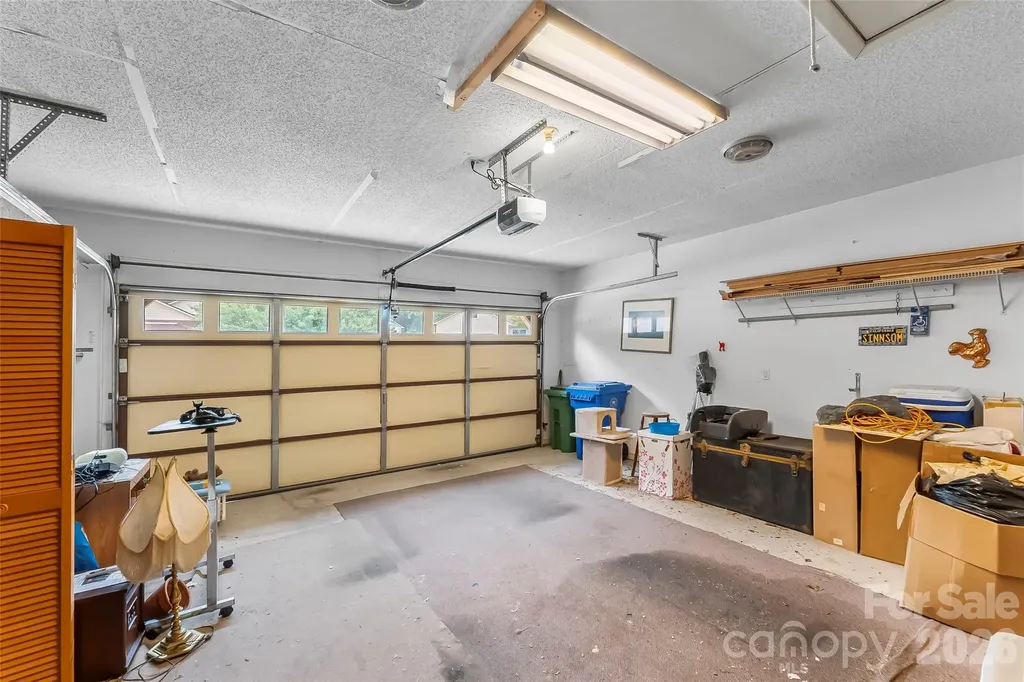 137 Exeter Court Hendersonville NC 28791