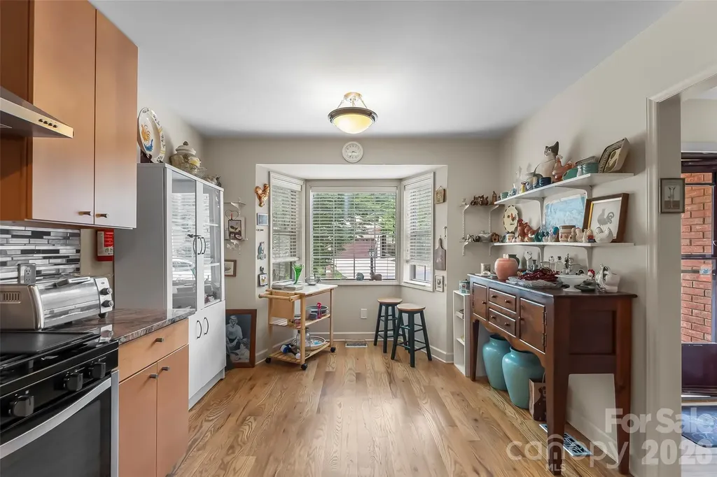 137 Exeter Court Hendersonville NC 28791