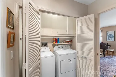 137 Exeter Court Hendersonville NC 28791