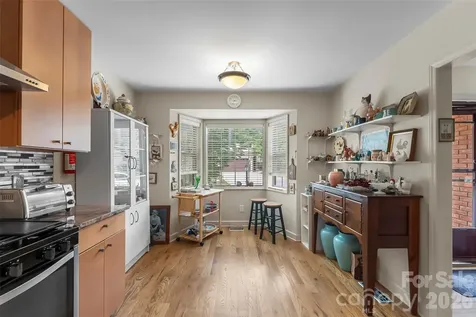 137 Exeter Court Hendersonville NC 28791