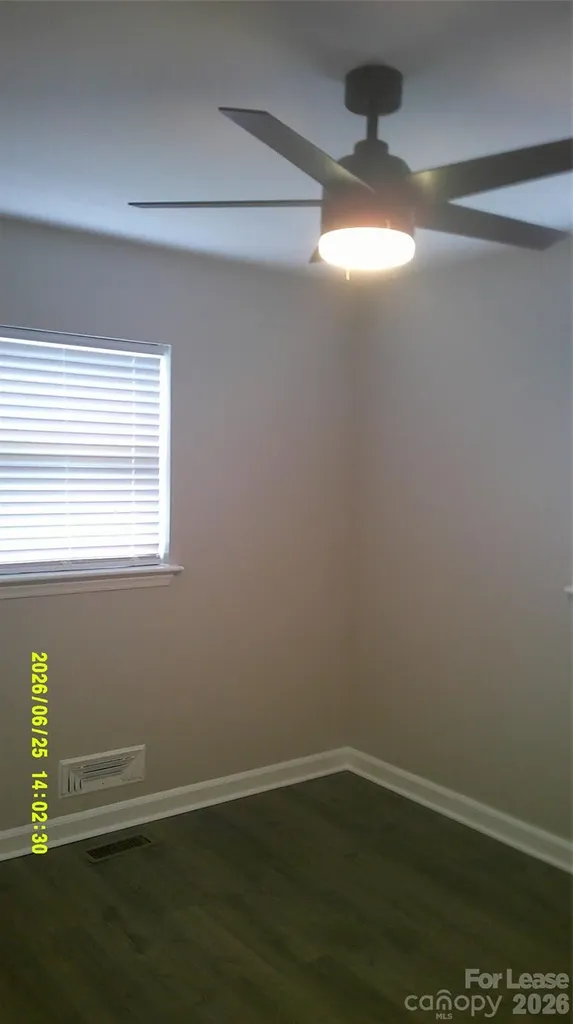 153 15th Avenue NW Hickory NC 28601