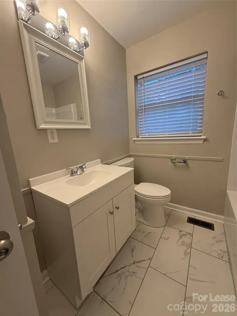 153 15th Avenue NW Hickory NC 28601