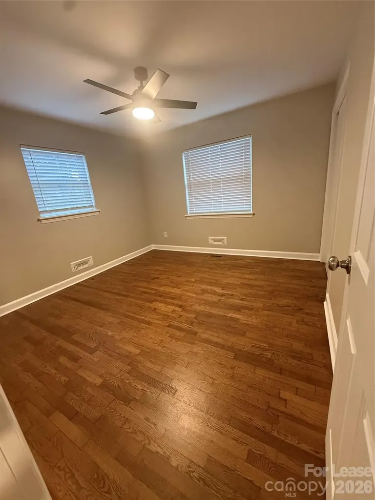 153 15th Avenue NW Hickory NC 28601
