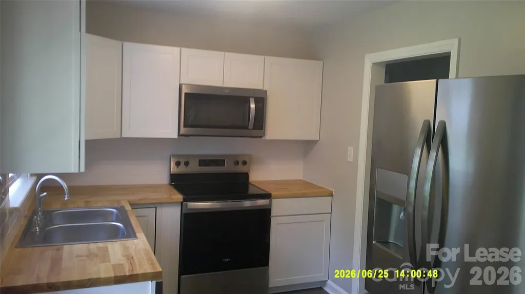153 15th Avenue NW Hickory NC 28601