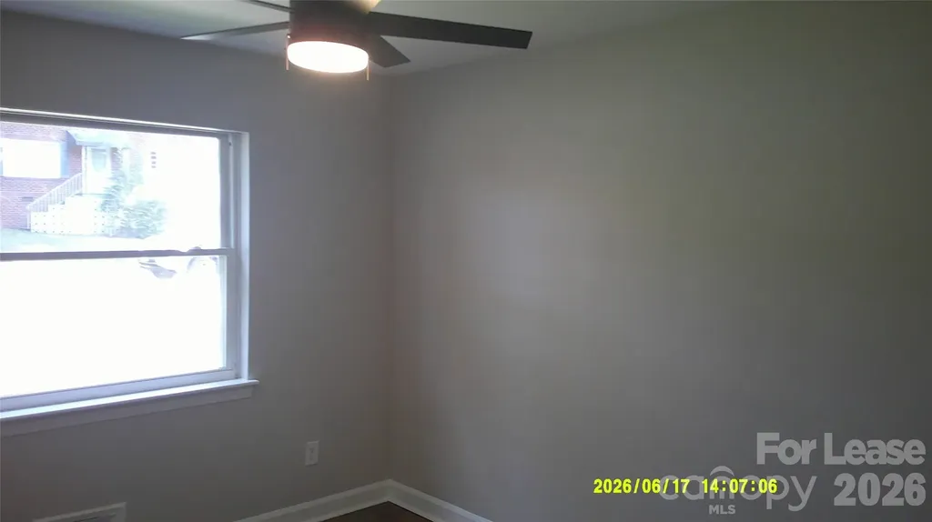 153 15th Avenue NW Hickory NC 28601
