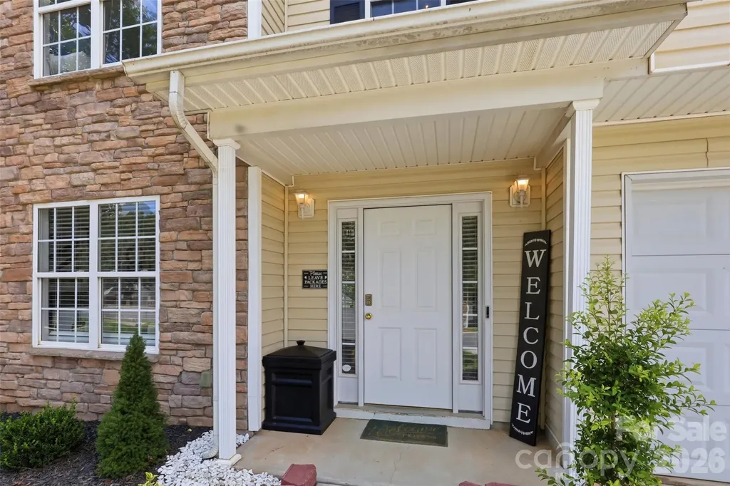 4923 Eagle Creek Drive Charlotte NC 28269