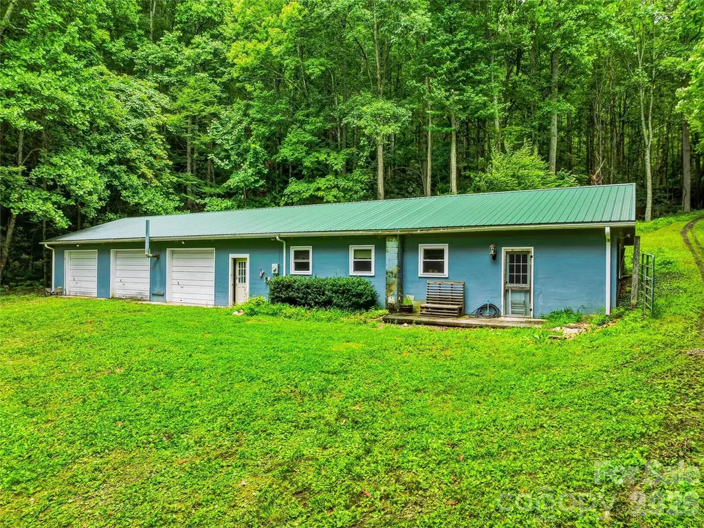 961 Wilson Branch Road Mars Hill NC 28754