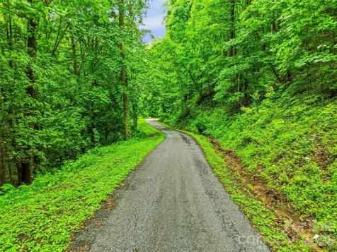 961 Wilson Branch Road Mars Hill NC 28754