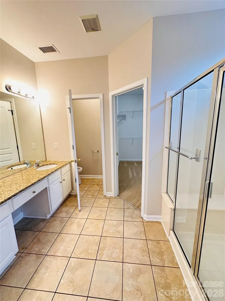 8419 Heron Glen Drive Charlotte NC 28269