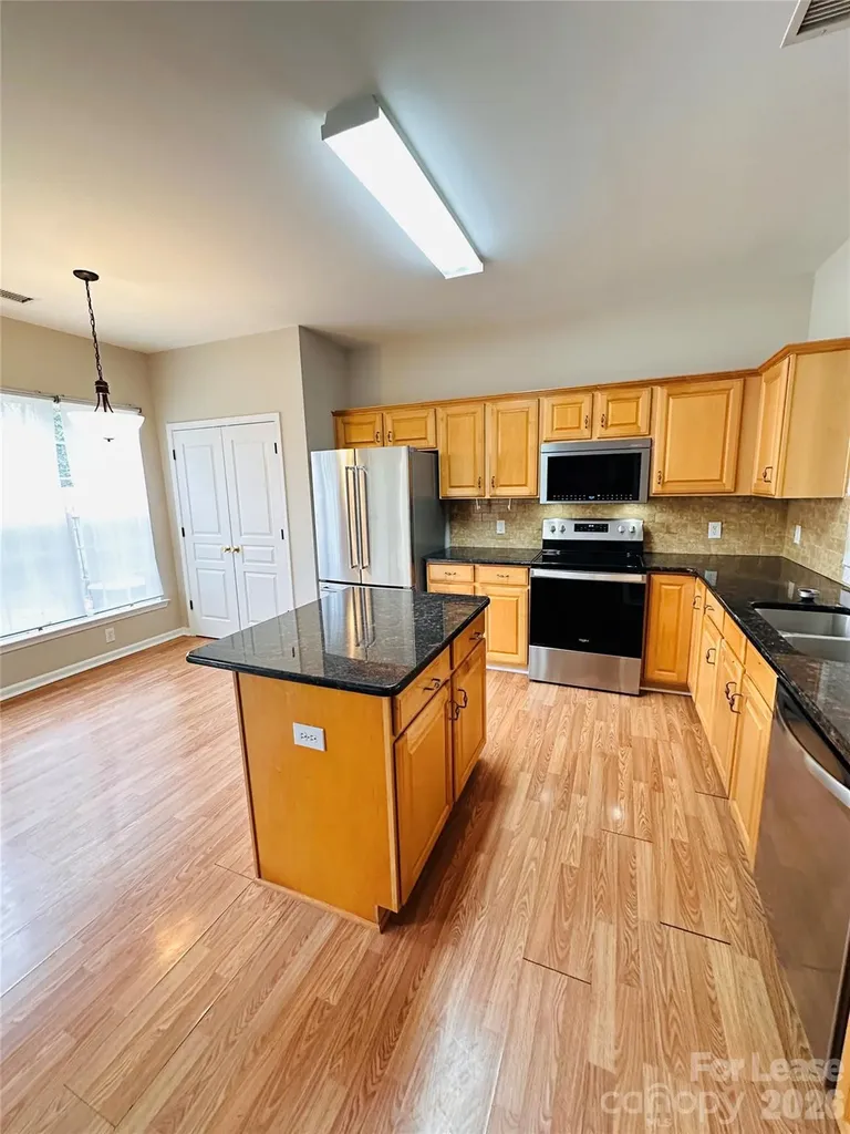 8419 Heron Glen Drive Charlotte NC 28269
