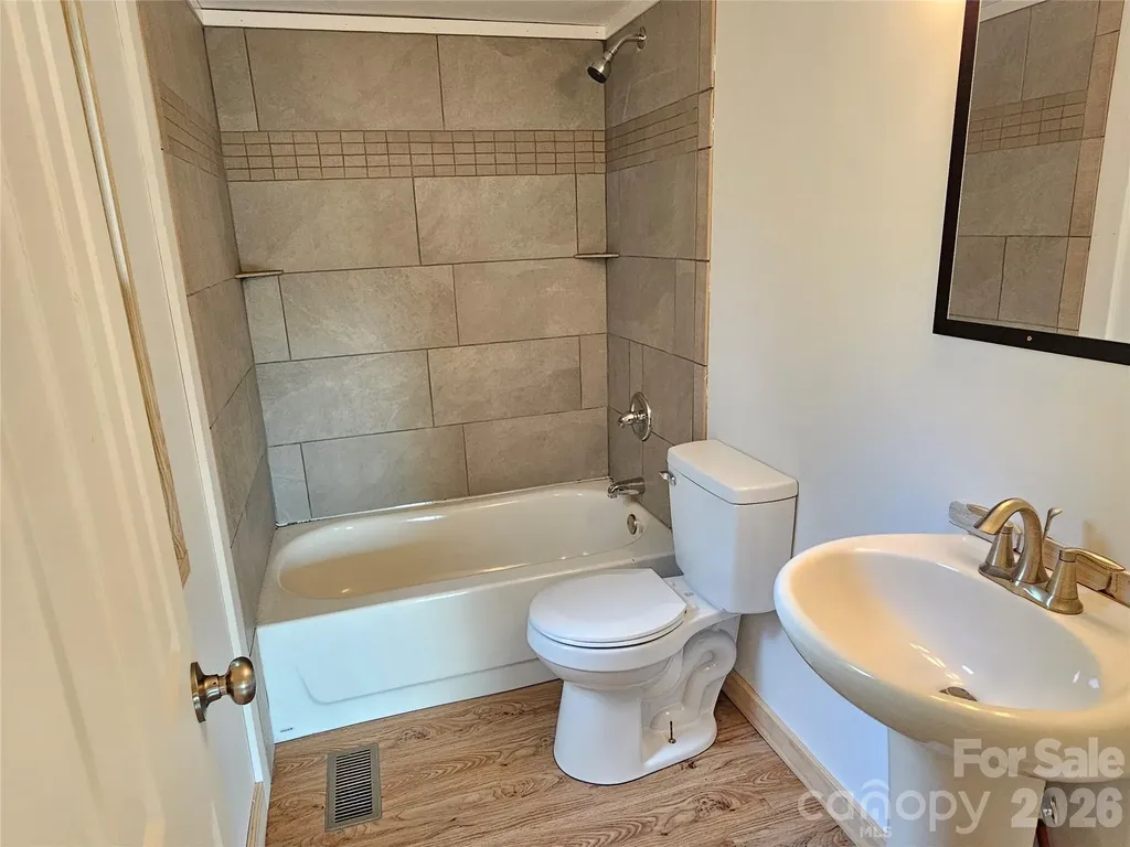 516 John Swofford Road Nebo NC 28761